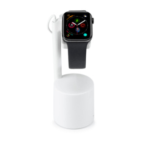 Smartwatch en pantalla blanca de seguridad